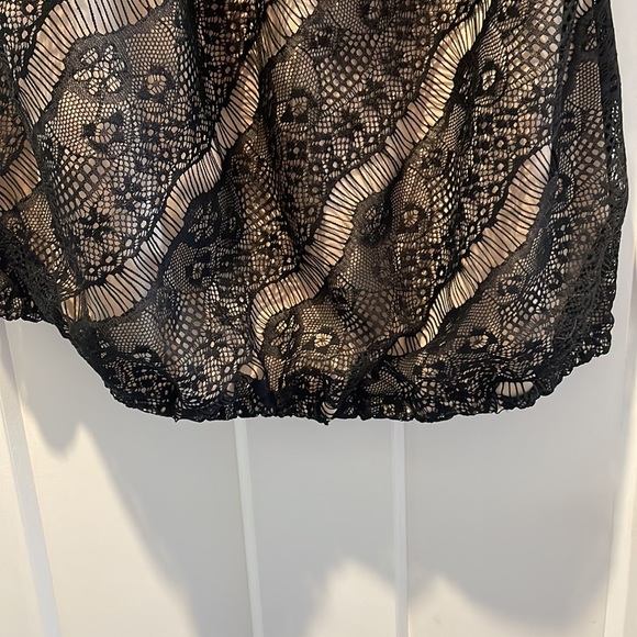 Halter style dress shirt - Picture 3 of 3